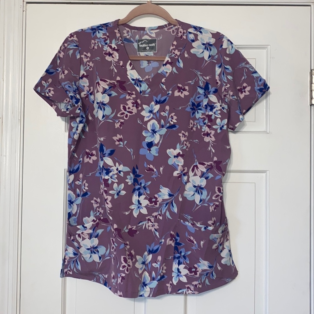 Uniform Advantage butter soft scrub top